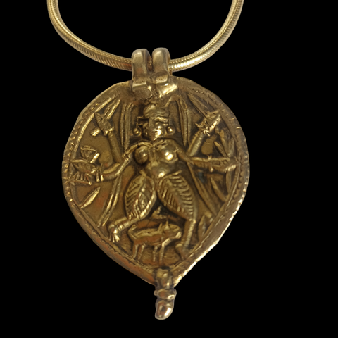 Amuleto de Shiva de plata dorada