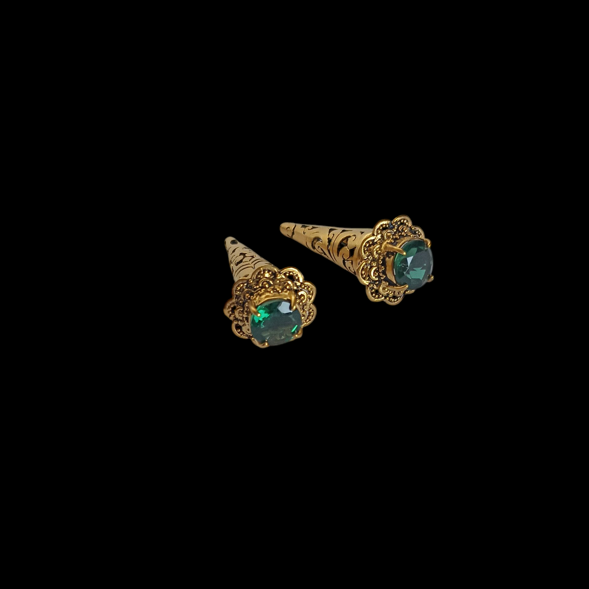 Pendientes con piedra facetada