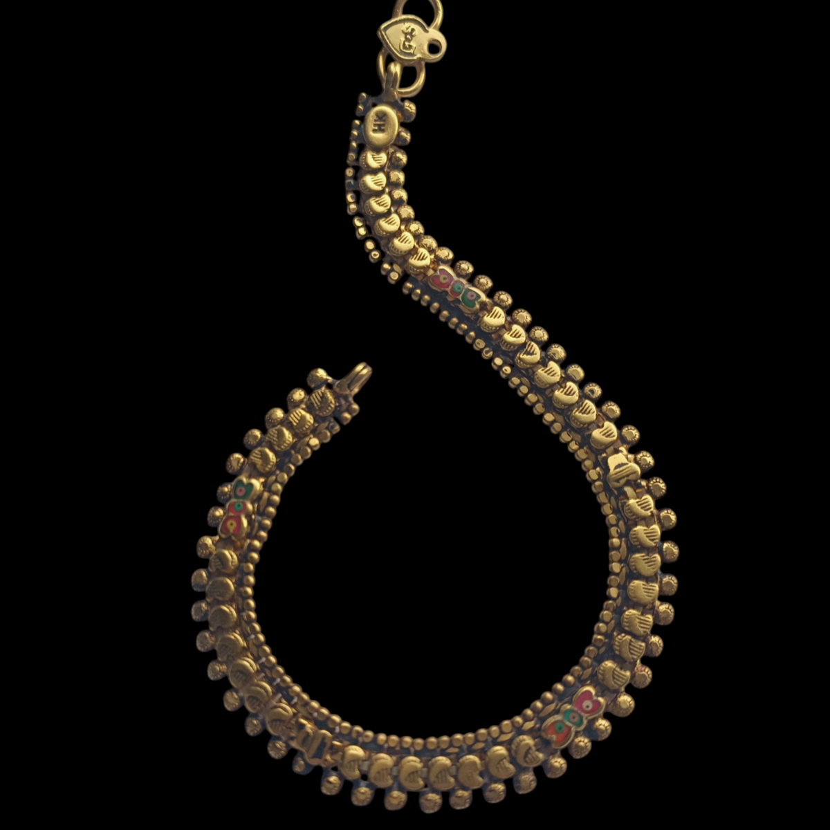 Tobillera antigua de India, hecha a mano con plata dorada. Longitud 28 cm Peso 28 gr Old silver anklet gold plated from India .Lula Maiz
