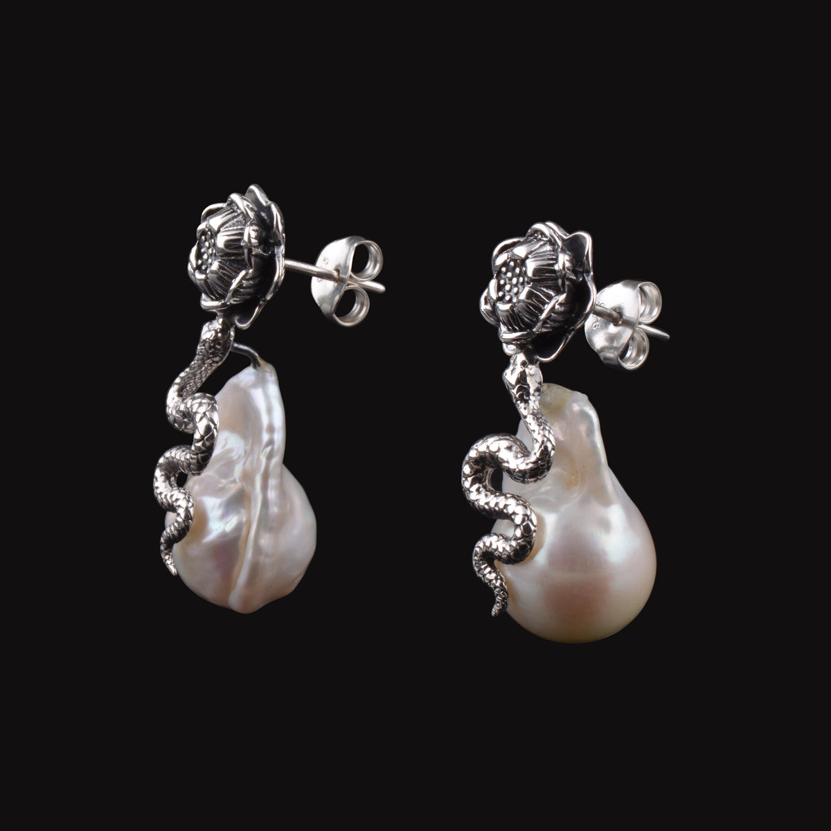 Baroque pearl earrings with snakes
