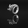 Anillo artesanal hecho a mano con plata de ley, en forma de dragón enroscado, símbolo de fuerza, coraje y sabiduría. Tamaño 21 Peso 20 g Hand made silver ring with dragon. Lula Máiz