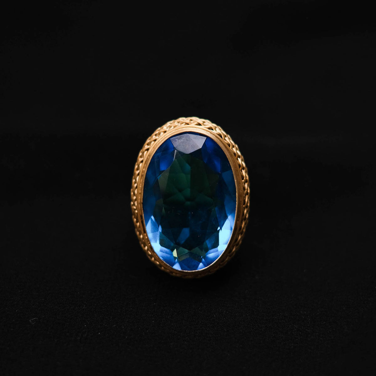 Gold plated ring with blue obsidiane