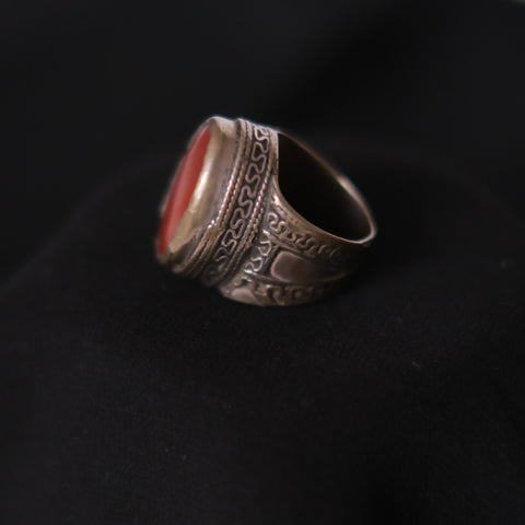 Pendientes artesanales de India , hechos a mano con plata dorada. Longitud 7 cm Peso 14 g Hand made silver earrings from India. Lula Maiz