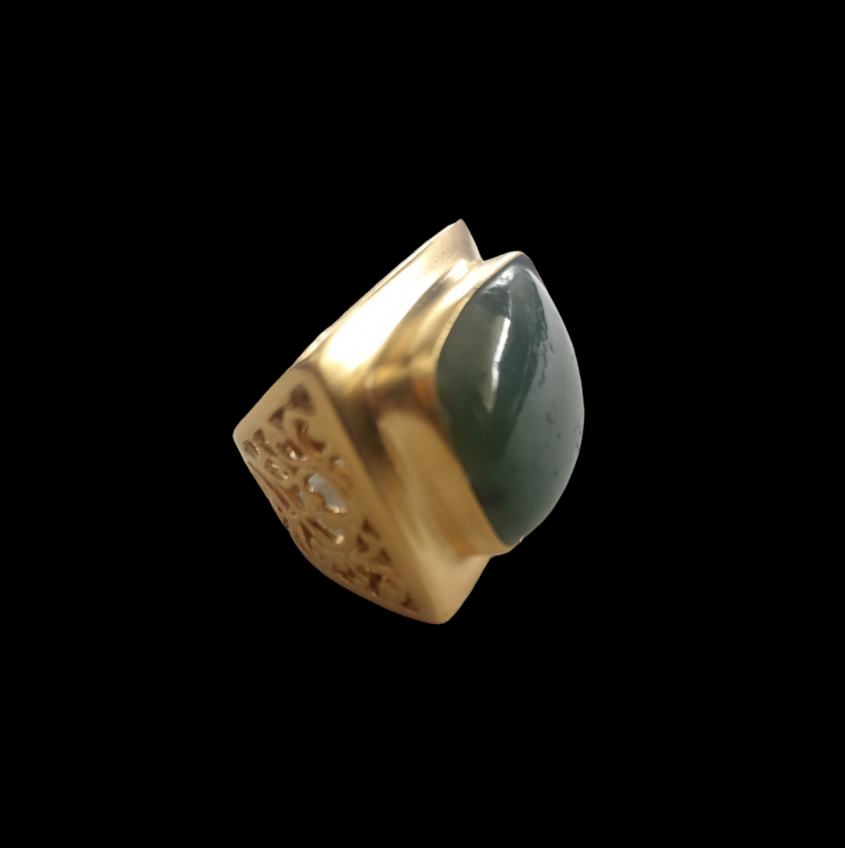 Handmade ring with natural stone