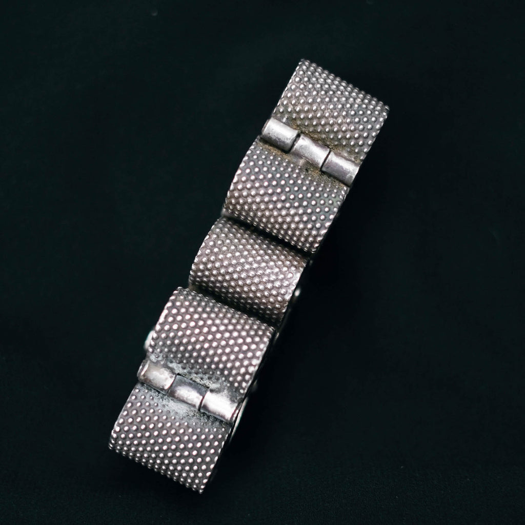 Pulsera flexible hecha a mano en plata . Longitud 18´5 cm Peso 95 g